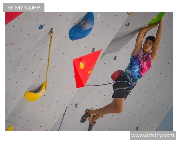 攀岩深度解析:揭秘上海攀岩队的防守策略与技巧 攀岩深度解析:揭秘上海攀岩队的防守策略与技巧