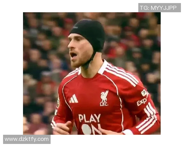 利物浦主场迎战曼联首回合激战争夺英超荣耀的关键之战