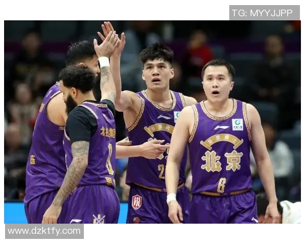 北京北控与深圳精彩对决集锦回顾展现足球魅力与激情瞬间