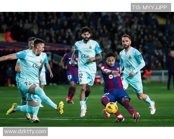 巴塞罗那与西班牙国家队精彩回播分析与赛后点评