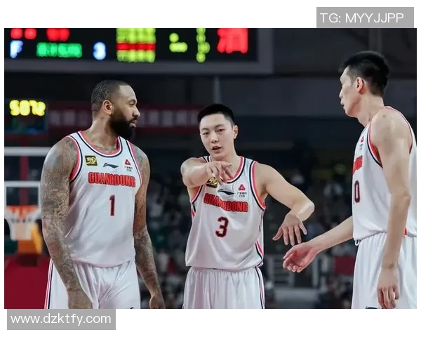 广东宏远与浙江广厦激战正酣谁将夺得本赛季篮球巅峰之战的胜利 广东宏远与浙江广厦激战正酣谁将夺得本赛季篮球巅峰之战的胜利