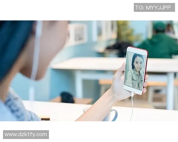 日本阿vs网站手机的全面对比分析与使用体验分享