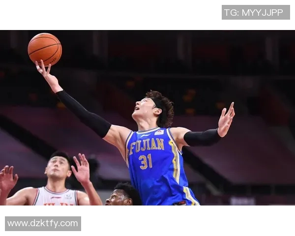 杜西亚与桑德豪的精彩对决分析及比赛前瞻展望