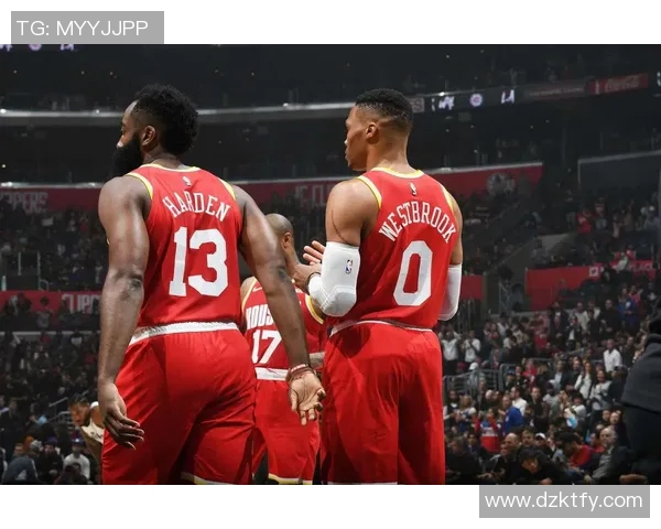 波特兰与洛杉矶激战正酣比分揭晓精彩瞬间回顾