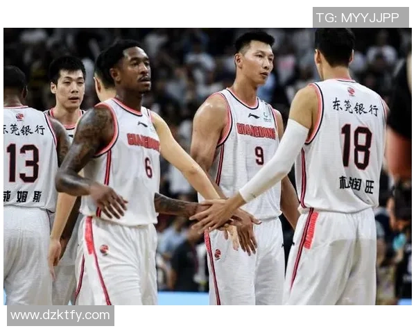 重庆篮球队实力揭秘：从战术到球员的全方位分析与展望