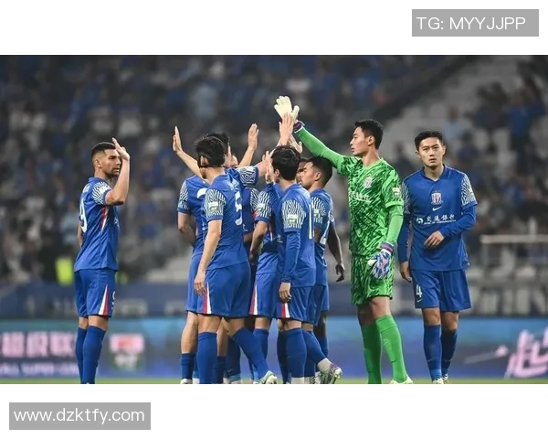 陕西人和与上海申花激战正酣谁能在这场对决中笑到最后