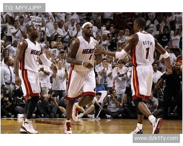 2008年NBA热火队与对手的激烈对决回顾与精彩瞬间分析