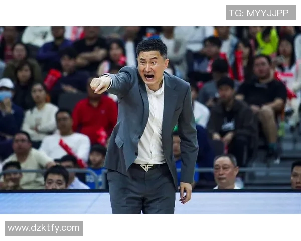 八一队与广东队激战正酣WCBA联赛精彩对决引发球迷热议